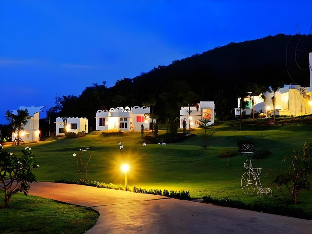 The Buda Resort Muaklek Muak Lek Exterior photo